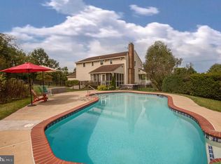 19978 Woodtrail Rd, Round Hill, VA 20141