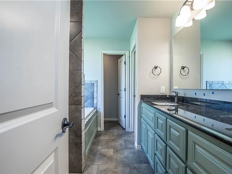 2801 Cypress Springs Blvd — Photo 13