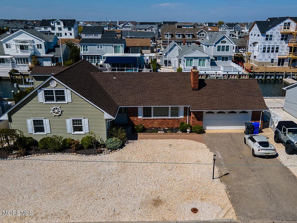 1st image of 316 Brigantine Lane