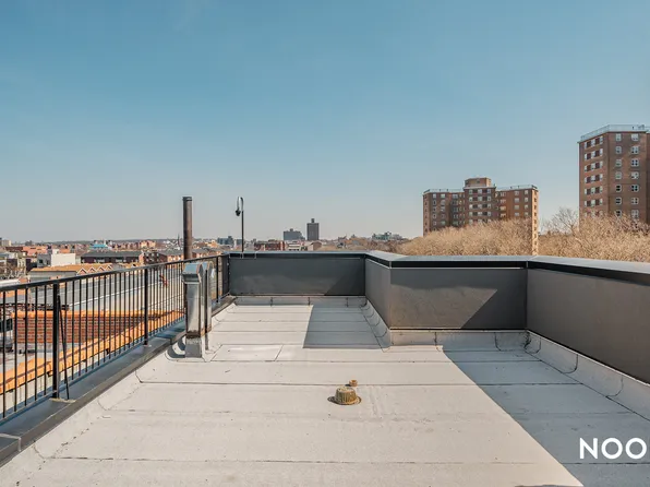 1381 Bergen Street image 13 of 16