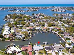 1752 McKay Creek Dr, Largo, FL 33770