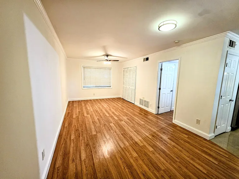 2413 Lawrenceville Hwy #6 — Photo 5