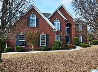 116 Mount Laurel Cir, New Market, AL 35761