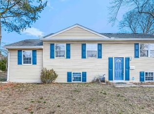 756 223rd St, Pasadena, MD 21122