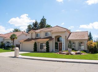 1815 E Omaha Ave, Fresno, CA 93720