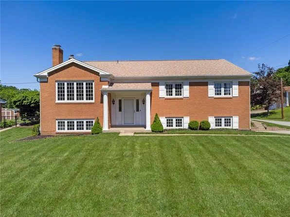 9659 Shirley Dr, Allison Park, PA 15101