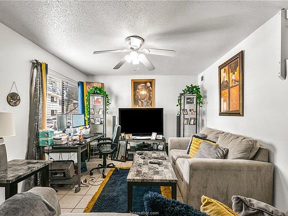 5th image of 4509 Carter Creek Pkwy APT 2