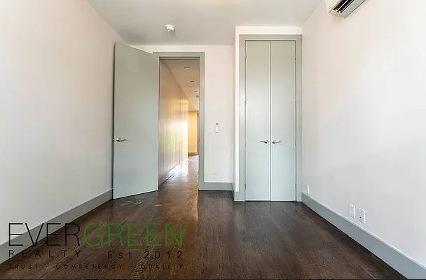 Rented by ERNY LLC | media 6
