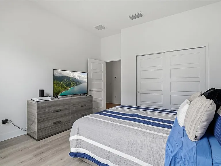 4810 W McElroy Ave #30 — Photo 30