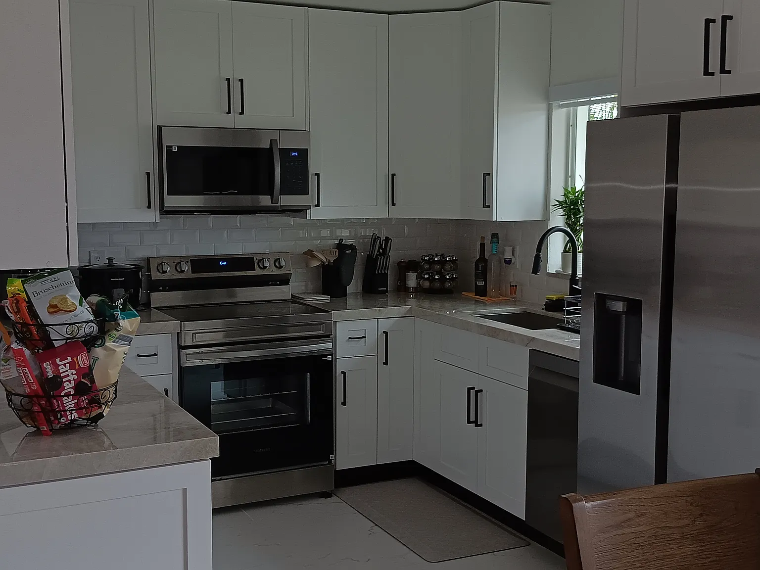 3 bed, 1469 sqft, $2,950 — Photo 4