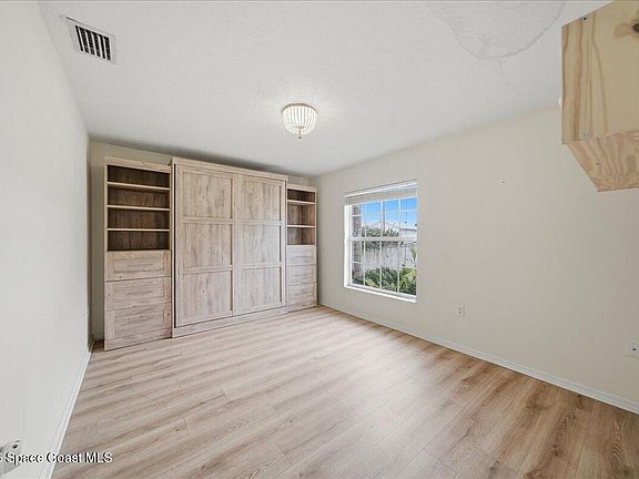 5th image of 216 Delmonico St NE