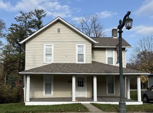 329 Franklin St, Slippery Rock, PA 16057