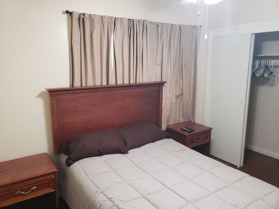 3rd image of 2288 Miriam Ln