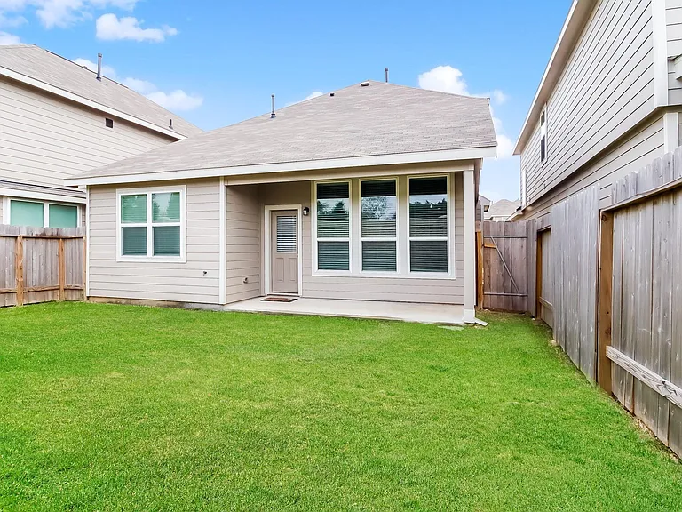 24530 Lorenzo Glaze Trl — Photo 17