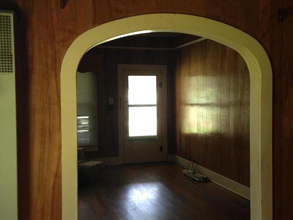 5th image of 1037 Potier Dr