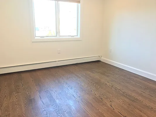 Rented by NY Space Finders Inc. | media 22