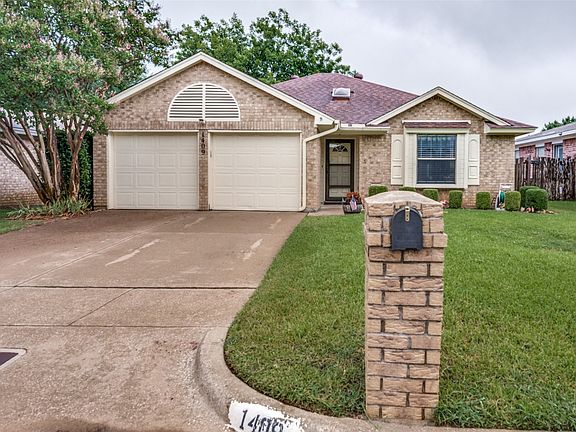 2nd image of 1409 Lincolnshire Way