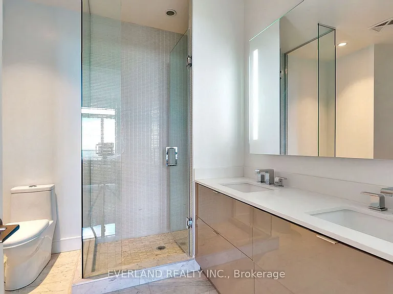 7 Grenville St #6105 — Photo 38