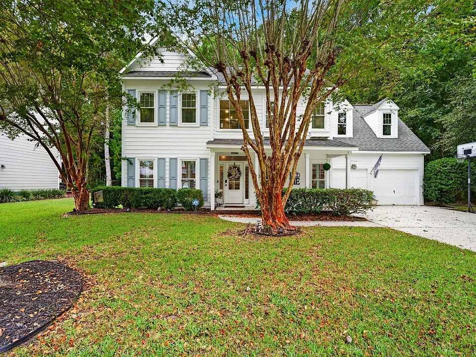 2753 Merwether Ln