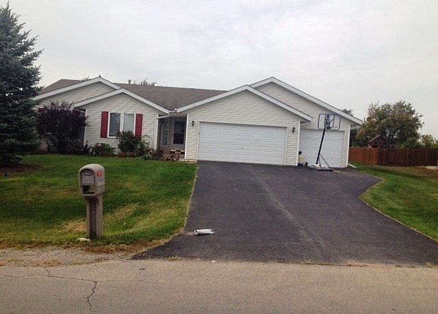 1st image of 10802 Linden Blossom Ln