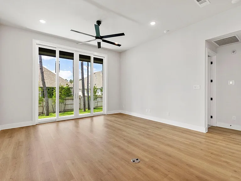 415 N Hillary Step Pl — Photo 10