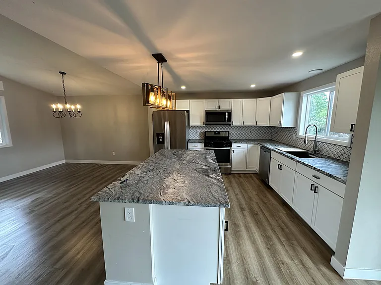 7628 S Eaton Way — Photo 5