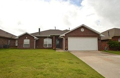 1st image of 4204 Manhattan Dr
