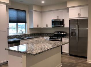 332 Stillwater Ct, Santee, CA 92071