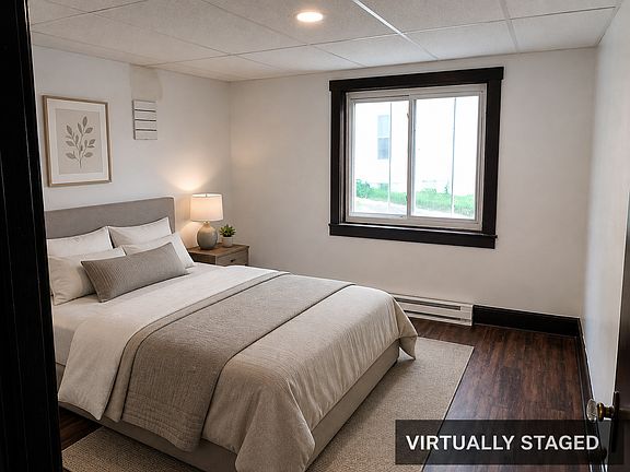 5th image of 255 Laurel St #1