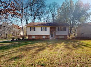 384 Moore Cir NE, Cleveland, TN 37312