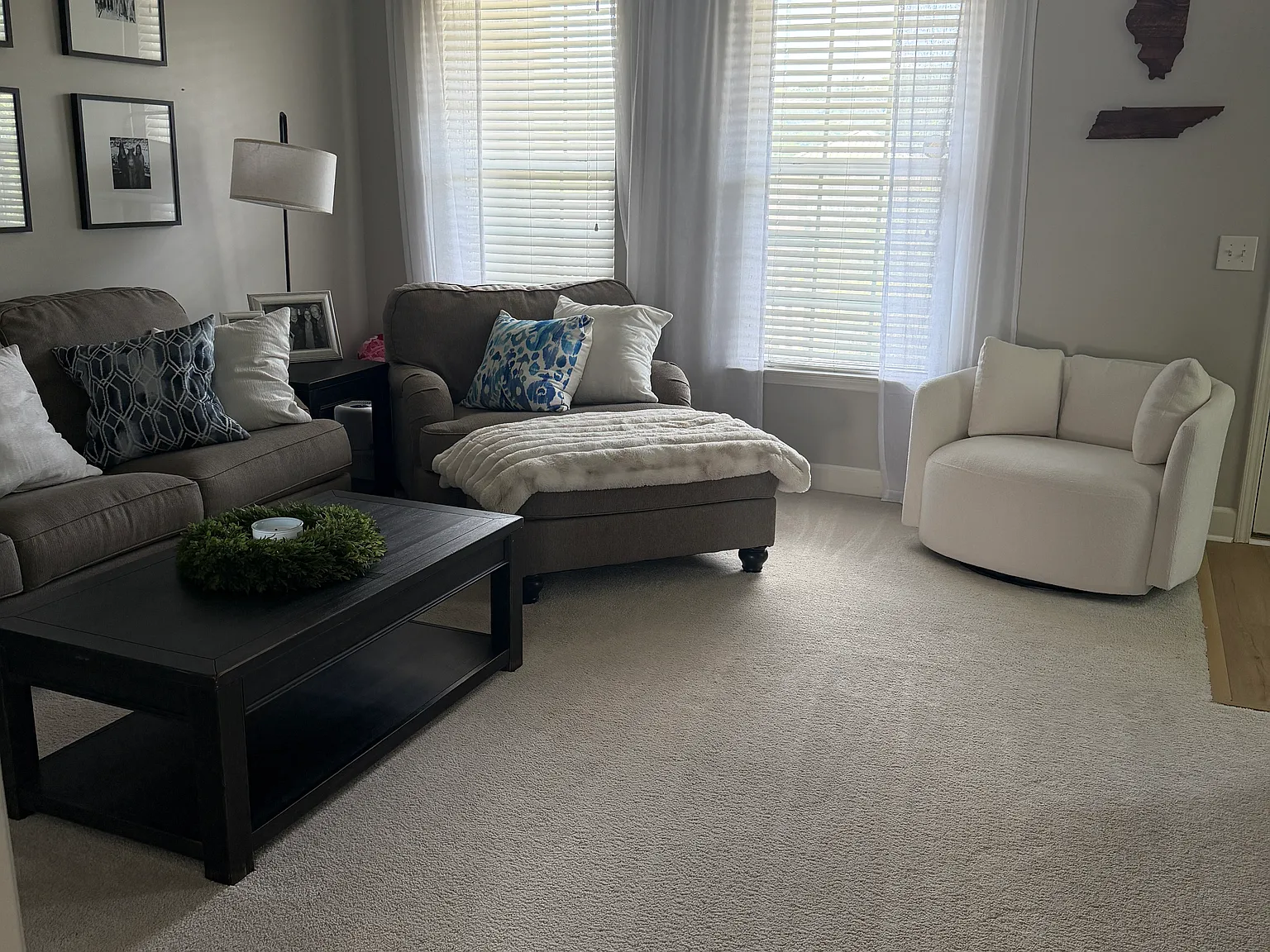 3 bed, 2.5 bath, 1280 sqft, $2,700 — Photo 3