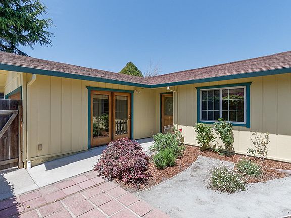 5th image of 224 Naglee Ave