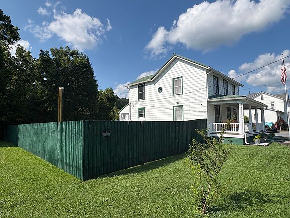 4th image of 238 Monroe Ave