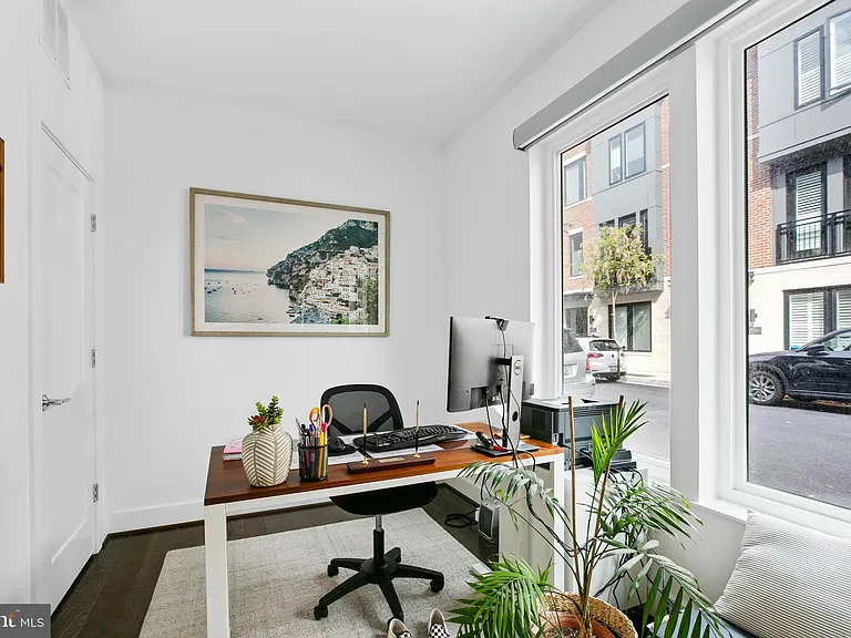 1527 Cuba St — Photo 27