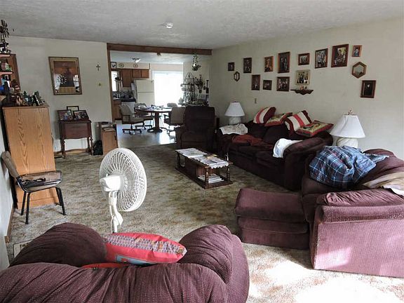 2nd image of 523 E 31st St