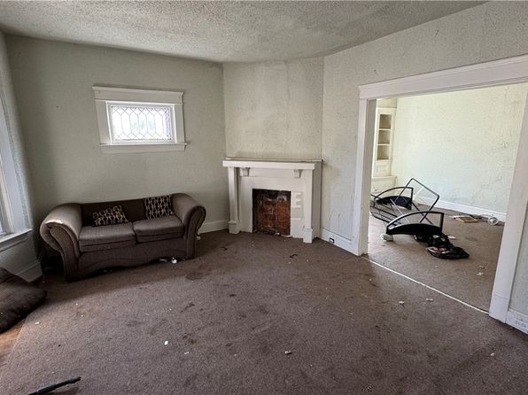 cleveland-ohio-33391061 picture