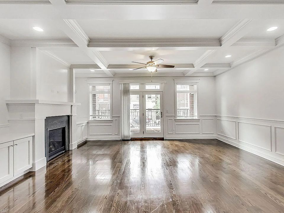 1st image of 1324 W Grand Ave #1E