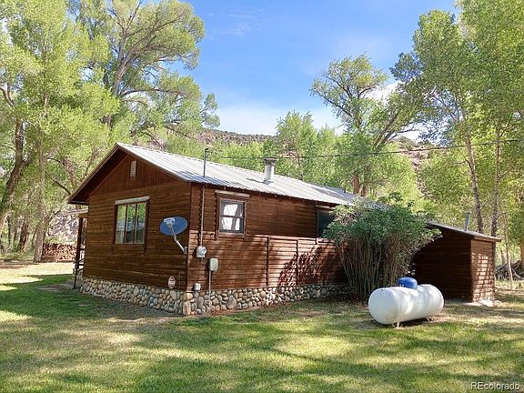4th image of 19 Conejos Canyon Road