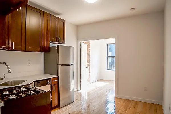 Rented by Westminster Management | media 10