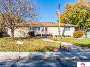 1808 Pelton Ave, Bellevue, NE 68005