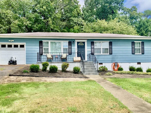 141 Pine St, Rossville, GA 30741