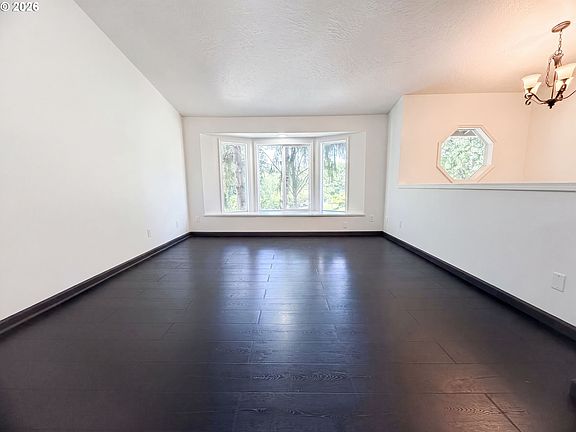 3rd image of 37685 Sandy Heights St