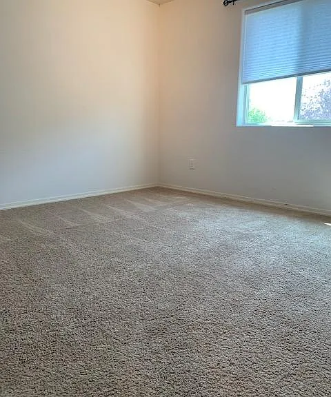 1718 NW Larch Wood Ct — Photo 15