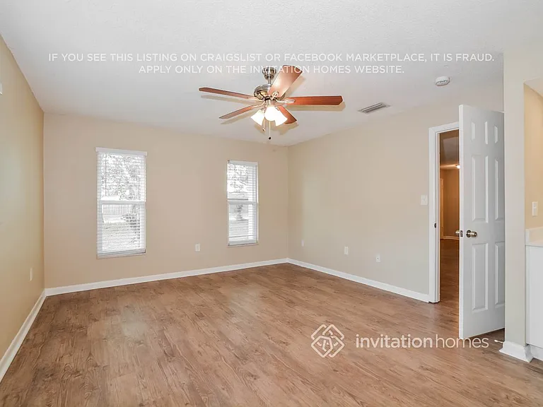 918 Rangeline Rd — Photo 9