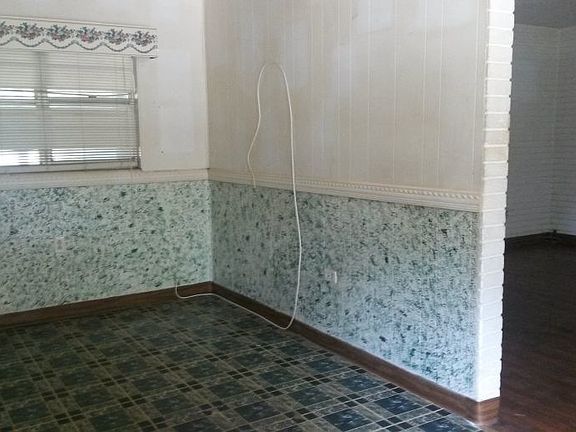 3rd image of 1190 Pinecrest Dr Unit N