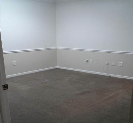 4th image of 18514 Us Hwy 19 N Ste D2