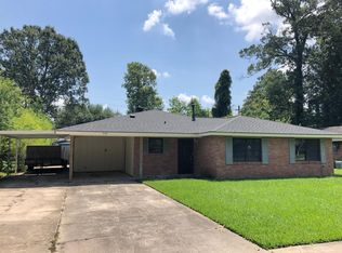 545 Fontainebleau Dr, Baton Rouge, LA 70819