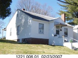 1712 Gray Ave, Winston Salem, NC 27105
