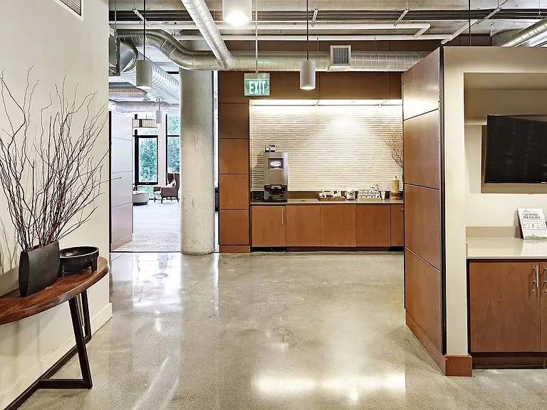 Walton Lofts — Photo 21