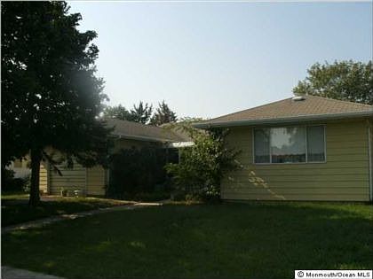 3rd image of 67 Bonaire Dr